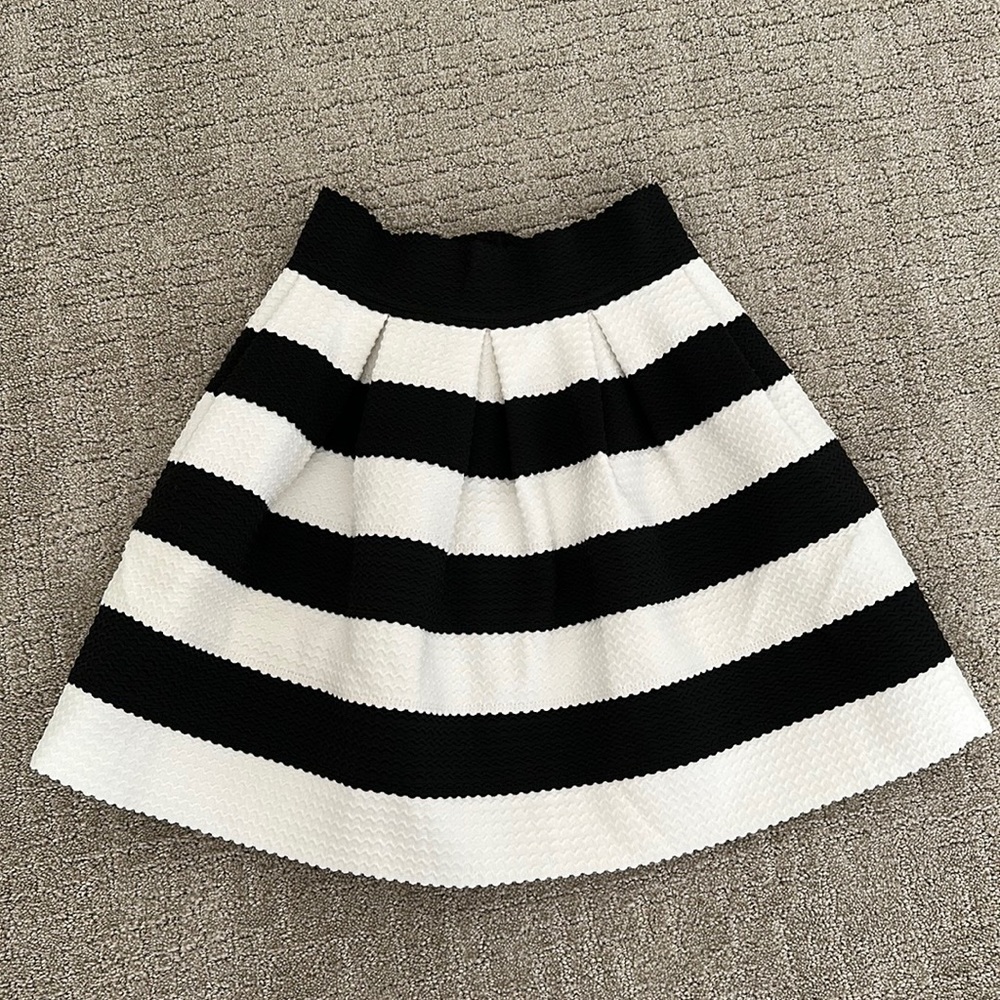 Cute black and white striped skirt